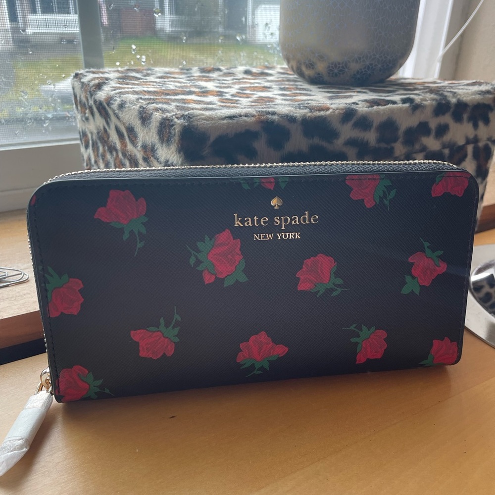 Kate Spade Madison Ross Toss Rose Printed Large Continental Wallet; NWT